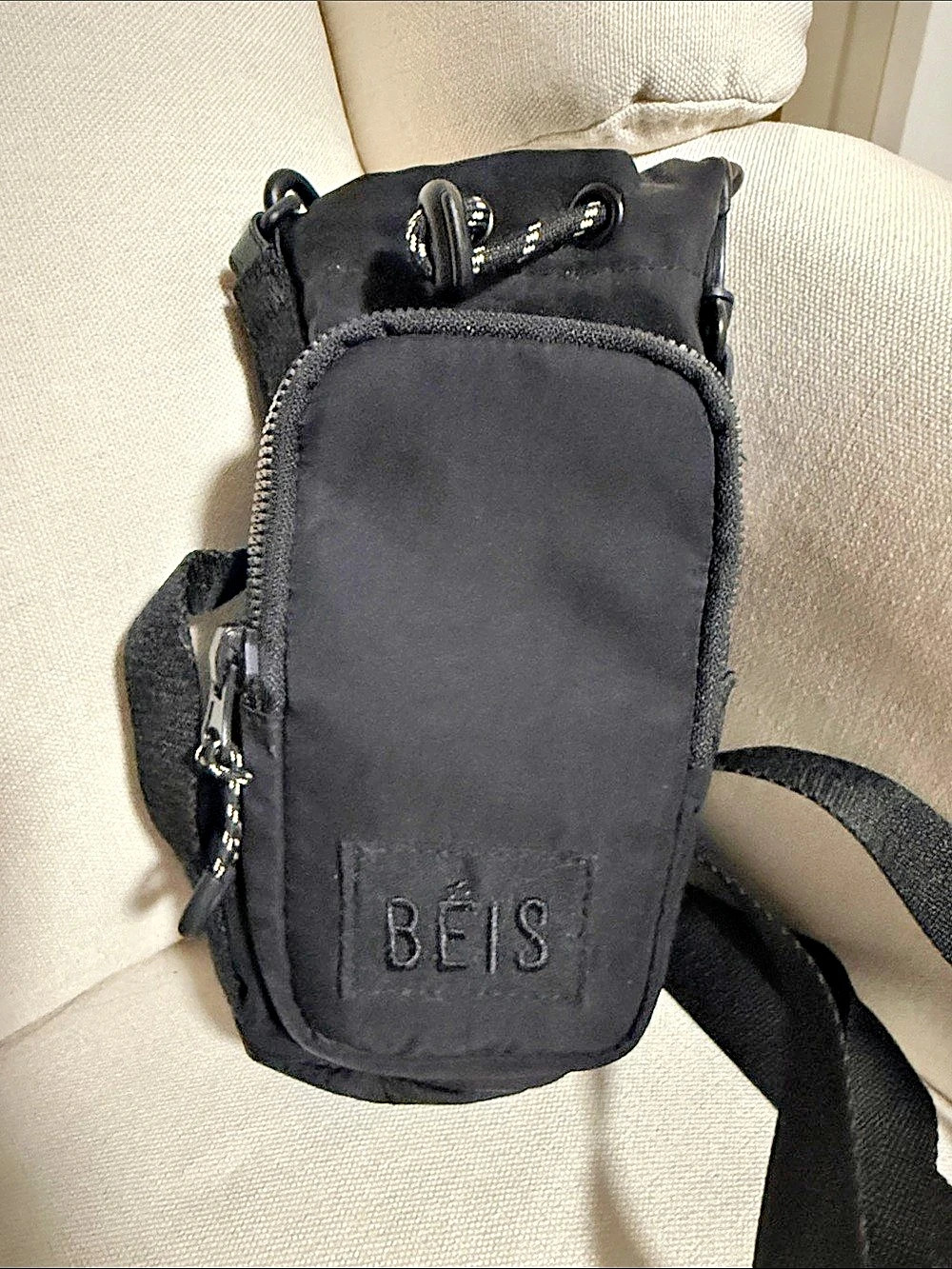 BEIS The Sport Sling Crossbody Bag - Black